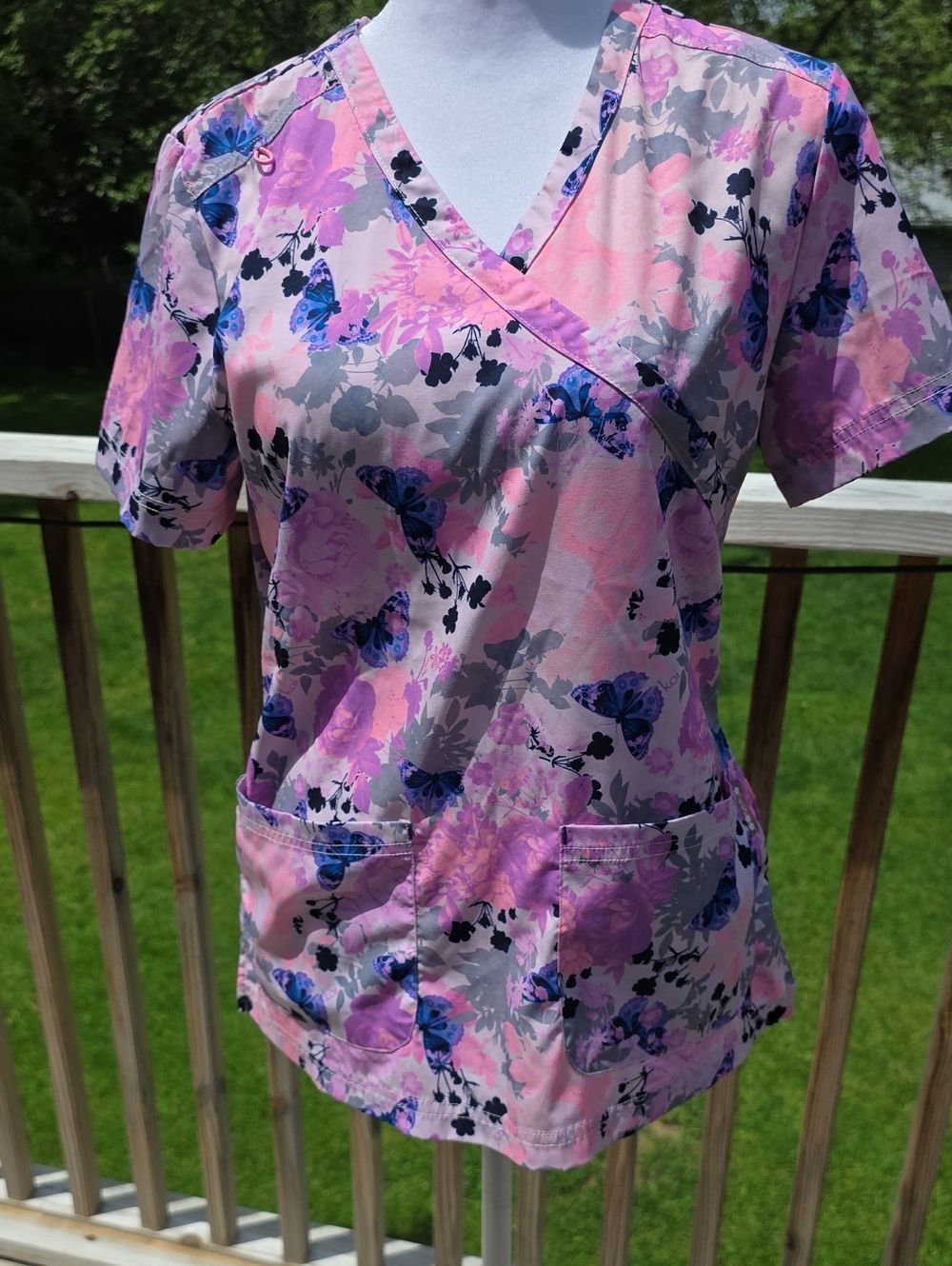Koi Pink Scrub Top XS